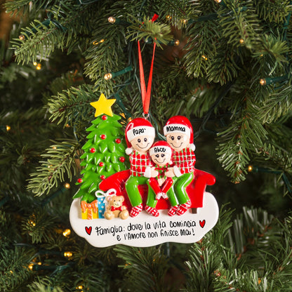 Famiglia sul divano per 3